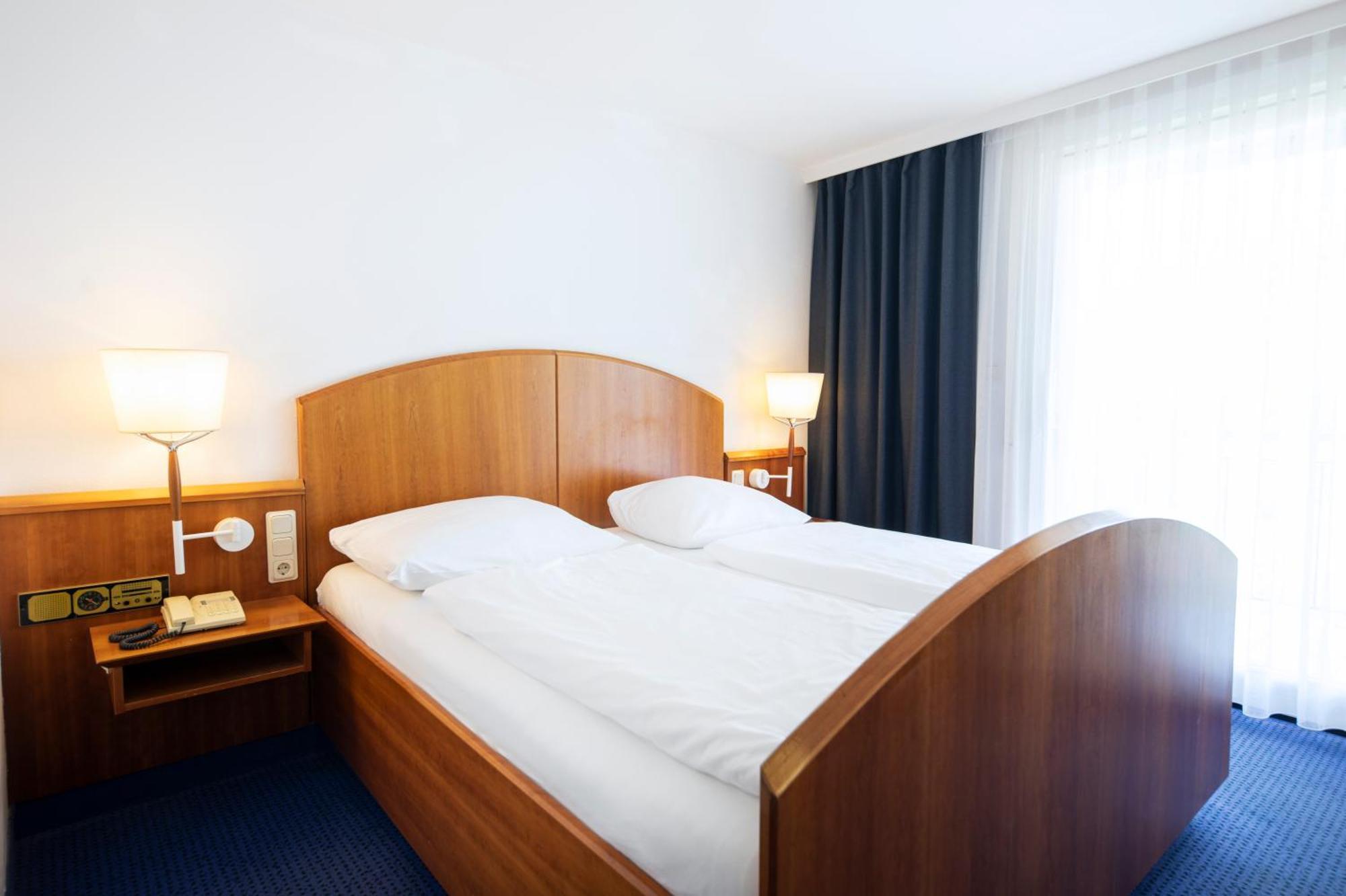 Roomingtons Karoli Waldkirchen Exterior foto