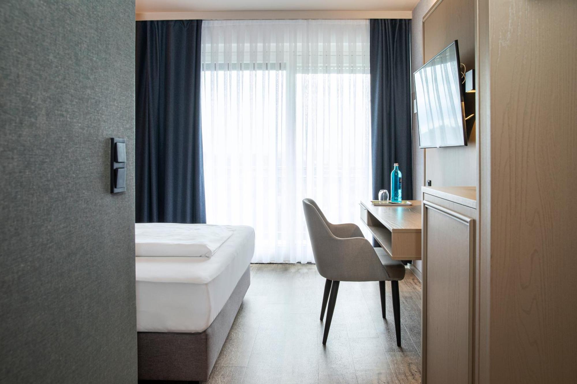 Roomingtons Karoli Waldkirchen Exterior foto